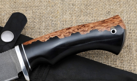 Нож Алтай-2 сталь Х12МФ, рукоять карельская береза акрил черный Нож Алтай-2 сталь Х12МФ, рукоять карельская береза акрил черный