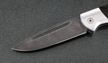 Складной нож Ворон, сталь дамаск, рукоять накладки черный граб резная с дюралью