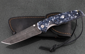 Складной нож Като, сталь дамаск, рукоять накладки акрил синий Складной нож Като, сталь дамаск, рукоять накладки акрил синий