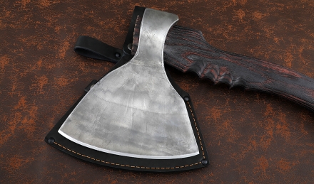 Топор-18 "Мясной" (варка металлов: углерод+ХВГ) рукоять ясень брашированный Топор-18 "Мясной" (варка металлов: углерод+ХВГ) рукоять ясень брашированный
