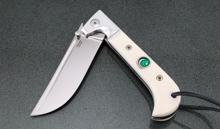 Нож складной Пчак сталь Х12МФ рукоять акрил белый мусульманский значок Нож складной Пчак сталь Х12МФ рукоять акрил белый мусульманский значок