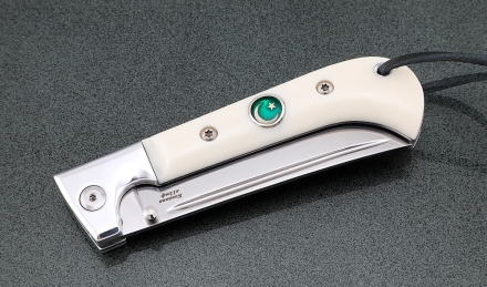 Нож складной Пчак сталь Х12МФ рукоять акрил белый мусульманский значок Нож складной Пчак сталь Х12МФ рукоять акрил белый мусульманский значок