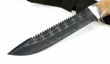 Нож Рыболов-2 сталь дамаск-камень, рукоять карельская береза со вставкой