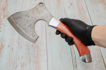 Топор - тяпка цельнометаллическая У8А палисандр Топор - тяпка цельнометаллическая У8А палисандр