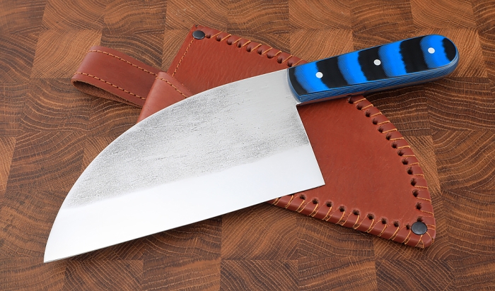 Нож Сербский сталь 95Х18 (следы ковки), рукоять микарта синяя