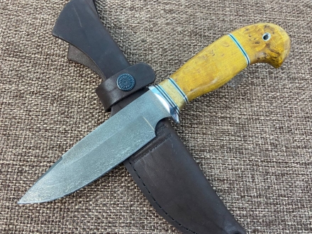 Нож Походный сталь Х12МФ, рукоять карельская береза стабилизированная янтарная (распродажа) 
