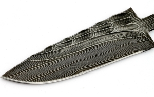 Клинок Тунец, сталь дамаск, камень-долы