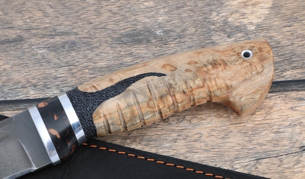 Нож казачий Пластун, сталь Х12МФ, рукоять карельская береза резная акрил коричневый Нож казачий Пластун, сталь Х12МФ, рукоять карельская береза резная акрил коричневый