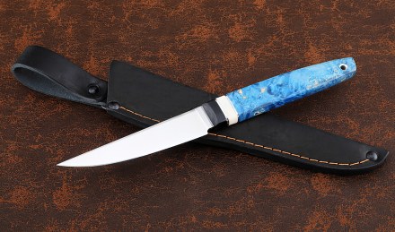 Нож Джур 95Х18 рукоять G10 черная, рог лося, карельская береза синяя