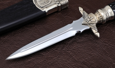 Нож Рыцарь, сталь Elmax, рукоять и ножны черный граб мельхиор