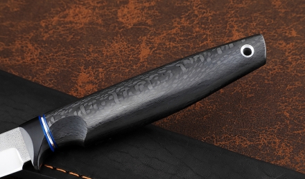 Нож Ферзь 95Х18 рукоять G10 черная, карбон Нож Ферзь 95Х18 рукоять G10 черная, карбон