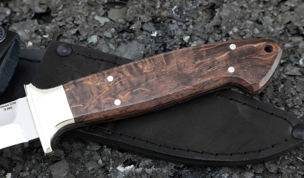 Нож из стали S390 Молния цельнометаллический рукоять мельхиор, карельская береза коричневая Нож из стали S390 Молния цельнометаллический рукоять мельхиор, карельская береза коричневая