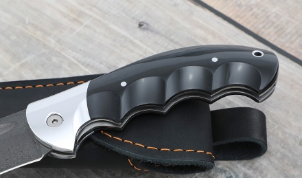 Складной нож "Ястреб" сталь х12мф, накладки акрил черный Складной нож "Ястреб" сталь х12мф, накладки акрил черный