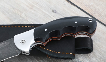 Складной нож "Ястреб" сталь х12мф, накладки G10 черный Складной нож "Ястреб" сталь х12мф, накладки G10 черный