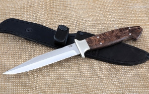 Нож Молния Х12МФ цельнометаллический рукоять мельхиор, карельская береза коричневая