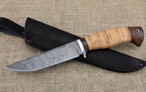 Нож Гюрза сталь дамаск рукоять береста