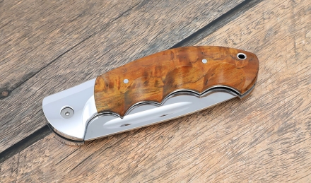 Складной нож "Ястреб" сталь х12мф, накладки карельская береза желтая