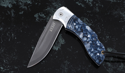 Складной нож Беркут, сталь булат, рукоять накладки акрил синий с дюралью Складной нож Беркут, сталь булат, рукоять накладки акрил синий с дюралью