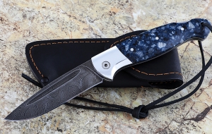 Складной нож Ворон, сталь дамаск, рукоять накладки акрил синий с дюралью