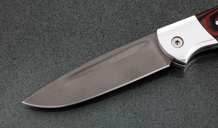 Складной нож Ворон, сталь Х12МФ, рукоять накладки микарта красная с дюралью Складной нож Ворон, сталь Х12МФ, рукоять накладки микарта красная с дюралью