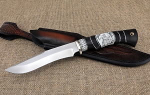 Нож Волк сталь Sandvik рукоять рог лося и черный граб со скримшоу 