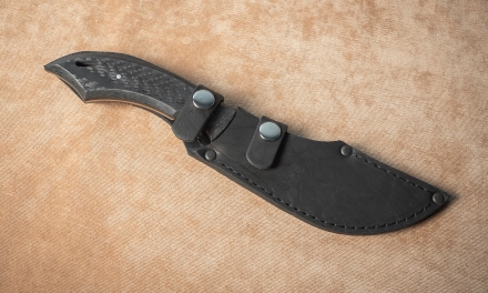 Цельнометаллический нож "Лось" сталь х12мф накладки карбон Цельнометаллический нож "Лось" сталь х12мф накладки карбон