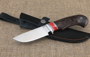 Нож Ловчий 95х18 рукоять акрил красный и венге Нож Ловчий 95х18 рукоять акрил красный и венге