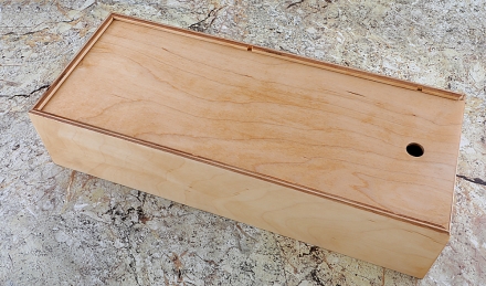 Набор кухонных ножей из стали 95Х18 с рукоятью из красного акрила в футляре Набор кухонных ножей из стали 95Х18 с рукоятью из красного акрила в футляре