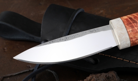 Нож Народа севера-1 сталь Х12МФ кованый дол рукоять стабилизированная карельская береза Нож Народа севера-1 сталь Х12МФ кованый дол рукоять стабилизированная карельская береза