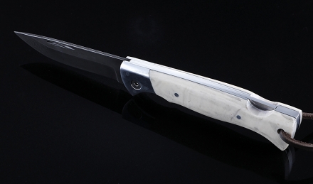 Складной нож Лиса, сталь дамаск, рукоять накладки акрил белый с дюралью Складной нож Лиса, сталь дамаск, рукоять накладки акрил белый с дюралью