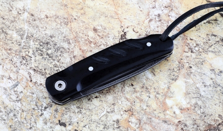 Складной нож Колибри, сталь дамаск, рукоять накладки акрил черный Складной нож Колибри, сталь дамаск, рукоять накладки акрил черный