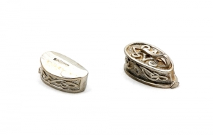 Комплект литья №21 для ножа: гарда и навершие.