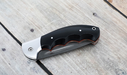 Складной нож "Ястреб" сталь булат, накладки G10 Складной нож "Ястреб" сталь булат, накладки G10