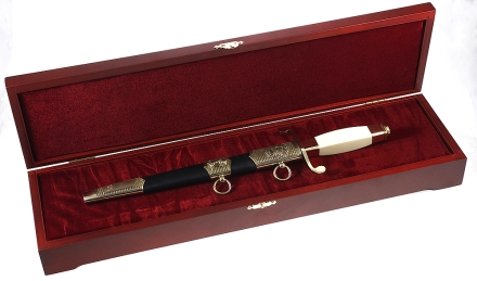 Кортик офицерский СВУ (Суворовское военное училище) Кортик офицерский СВУ (Суворовское военное училище)