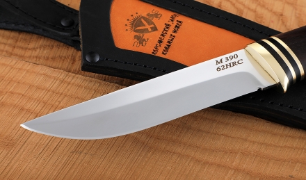 Нож Налим сталь M390, рукоять комбинированная черный граб, латунь Нож Налим сталь M390, рукоять комбинированная черный граб, латунь
