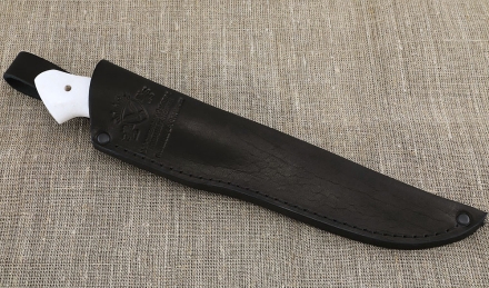 Нож Охотник сталь У8А рукоять акрил белый Нож Охотник сталь У8А рукоять акрил белый