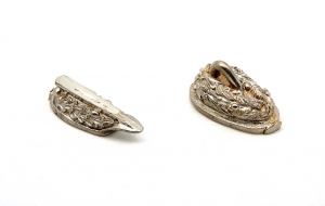 Комплект литья №27 для ножа: гарда и навершие.