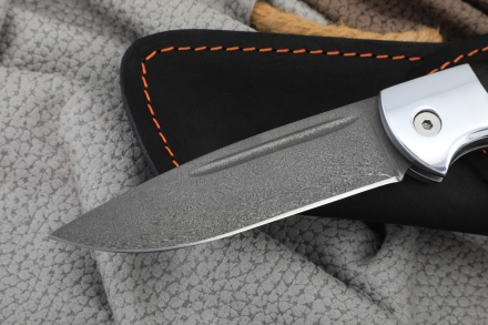 Складной нож Ворон, сталь Х12МФ, рукоять накладки черный граб резная с дюралью