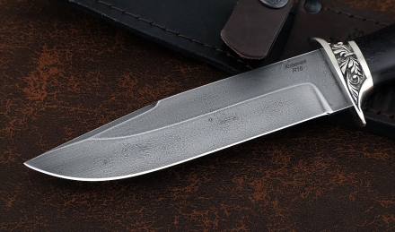 Нож Лидер сталь Р18, рукоять черный граб, мельхиор Нож Лидер сталь Р18, рукоять черный граб, мельхиор