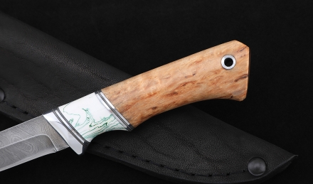 Нож Малыш-1, дамаск, рукоять карельская береза, акрил белый Нож Малыш-1, дамаск, рукоять карельская береза, акрил белый