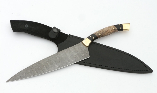 Нож Шеф №12 сталь дамаск рукоять черный граб карельская береза латунь 