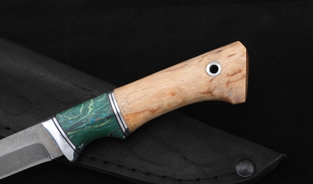 Нож Малыш-1, Х12МФ, рукоять карельская береза, акрил зеленый Нож Малыш-1, Х12МФ, рукоять карельская береза, акрил зеленый