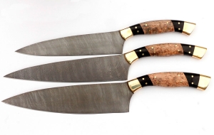 Набор ножей; Шеф №11,№12,№13 в чехлах сталь дамаск рукоять черный граб карельская береза латунь Набор ножей; Шеф №11,№12,№13 в чехлах сталь дамаск рукоять черный граб карельская береза латунь