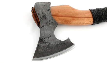 Топор Ермак-7 варка металлов: углерод+ ХВГ Топор Ермак-7 варка металлов: углерод+ ХВГ