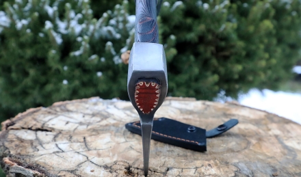 Топор Ермак-6 варка металлов: углерод+ ХВГ ясень брашированный (NEW) Топор Ермак-6 варка металлов: углерод+ ХВГ ясень брашированный (NEW)