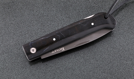 Складной нож Стриж, сталь булат, рукоять накладки акрил черный Складной нож Стриж, сталь булат, рукоять накладки акрил черный